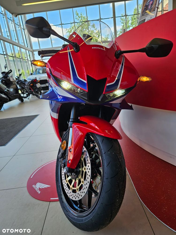 Honda CBR - 4