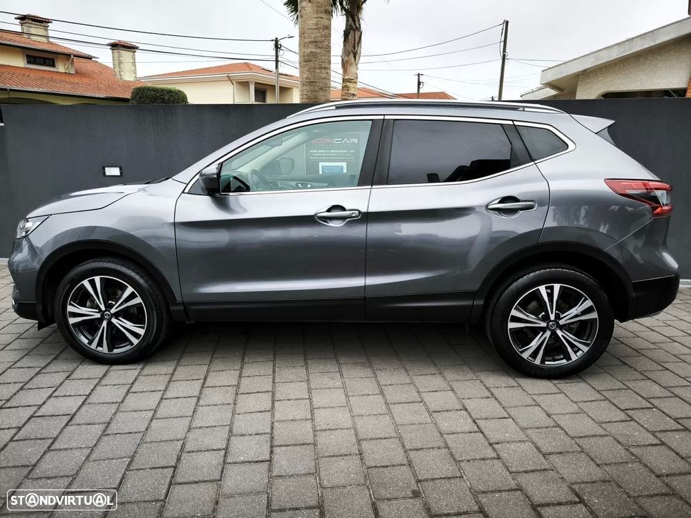 Nissan Qashqai 1.5 dCi N-Connecta J18 - 10