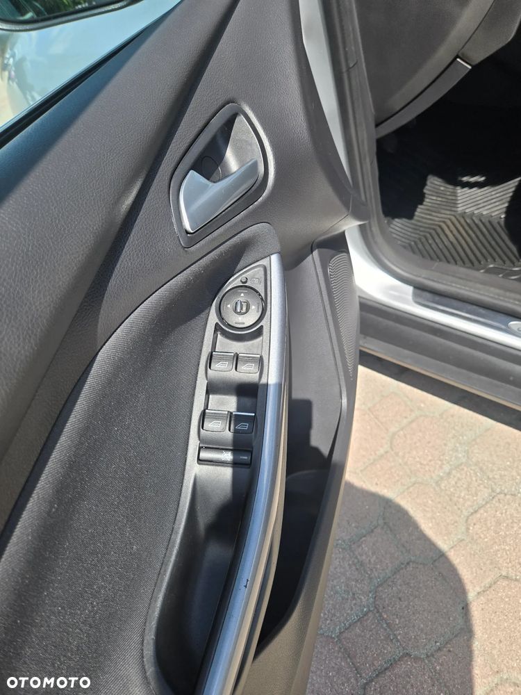 Ford Focus 1.6 EcoBoost Start-Stopp-System Titanium - 12