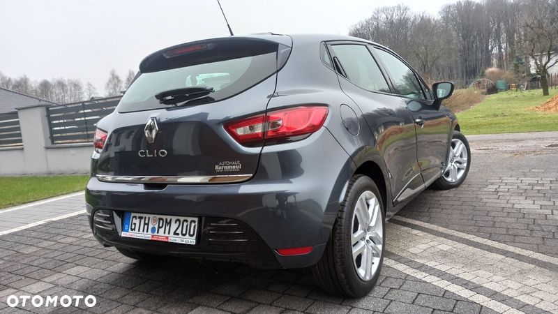 Renault Clio 1.2 16V 75 LIMITED 2018 - 15