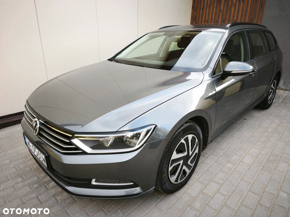 Volkswagen Passat - 5
