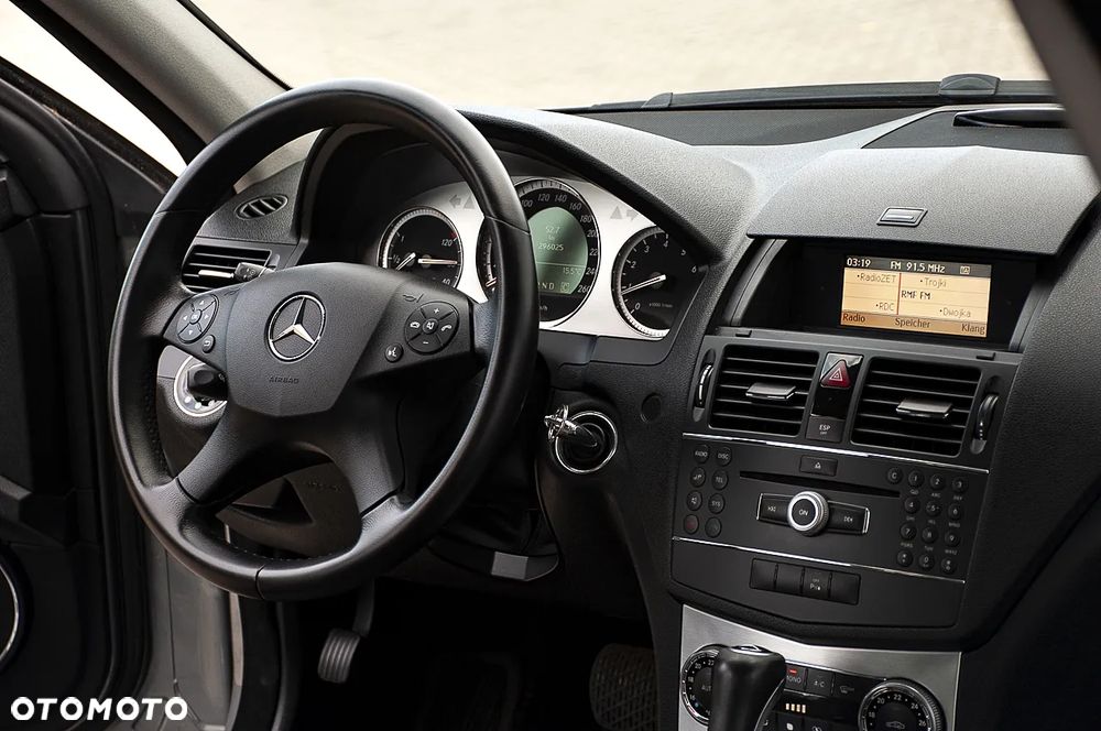 Mercedes-Benz Klasa C 180 Kompressor Automatik Avantgarde - 24
