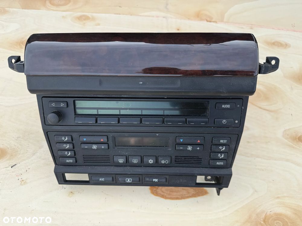 BMW E38 RADIO PANEL STEROWANIA KLIMATYZACJI KLIMATRONIK RAMKA RADIA DEKOR DREWNO OSŁONA 8361128 - 1