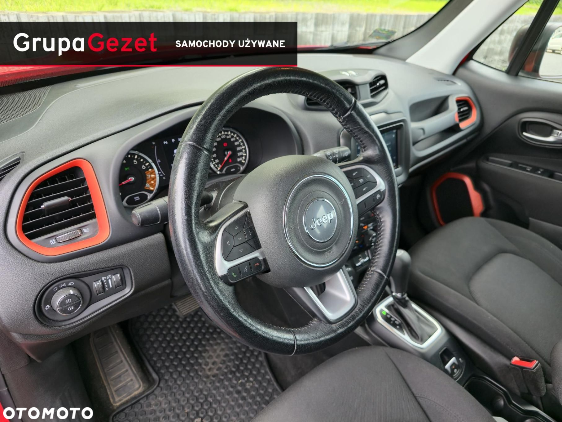 Jeep Renegade 1.3 GSE T4 Turbo Upland 4x4 S&S - 8