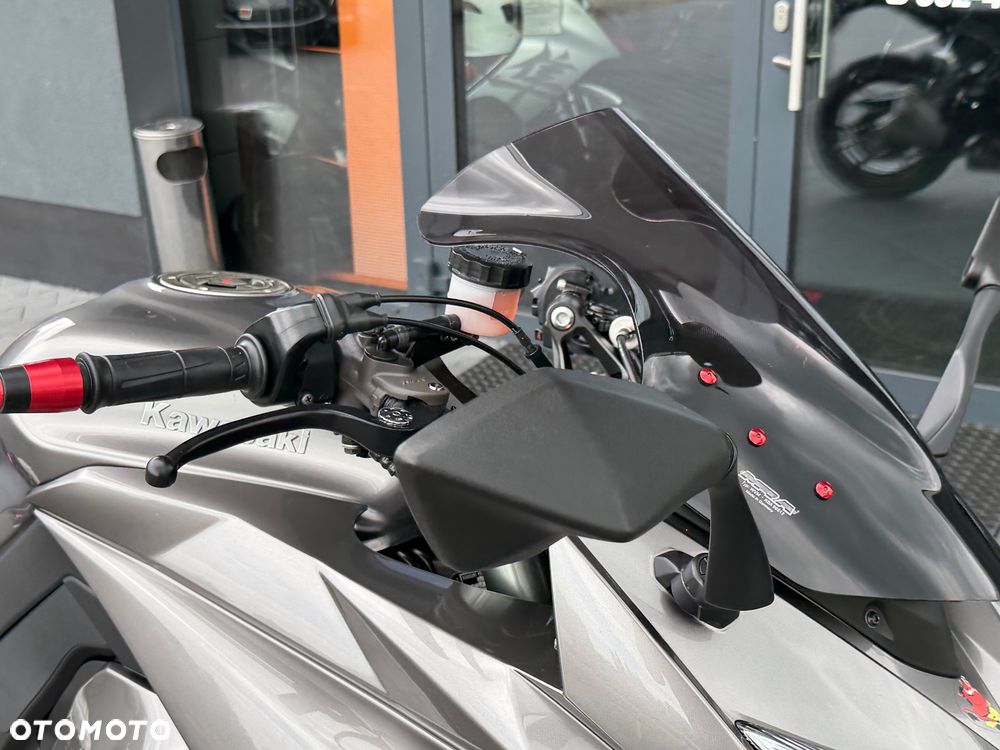 Kawasaki Ninja 1000 SX - 17