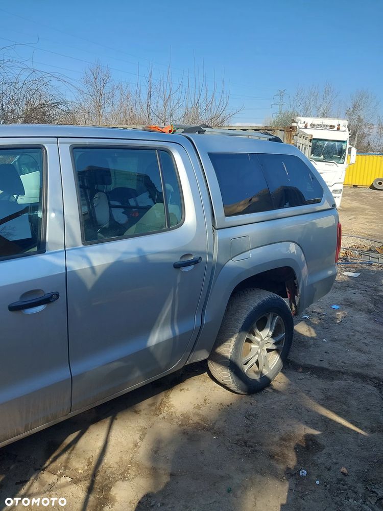 Volkswagen AMAROK - 14
