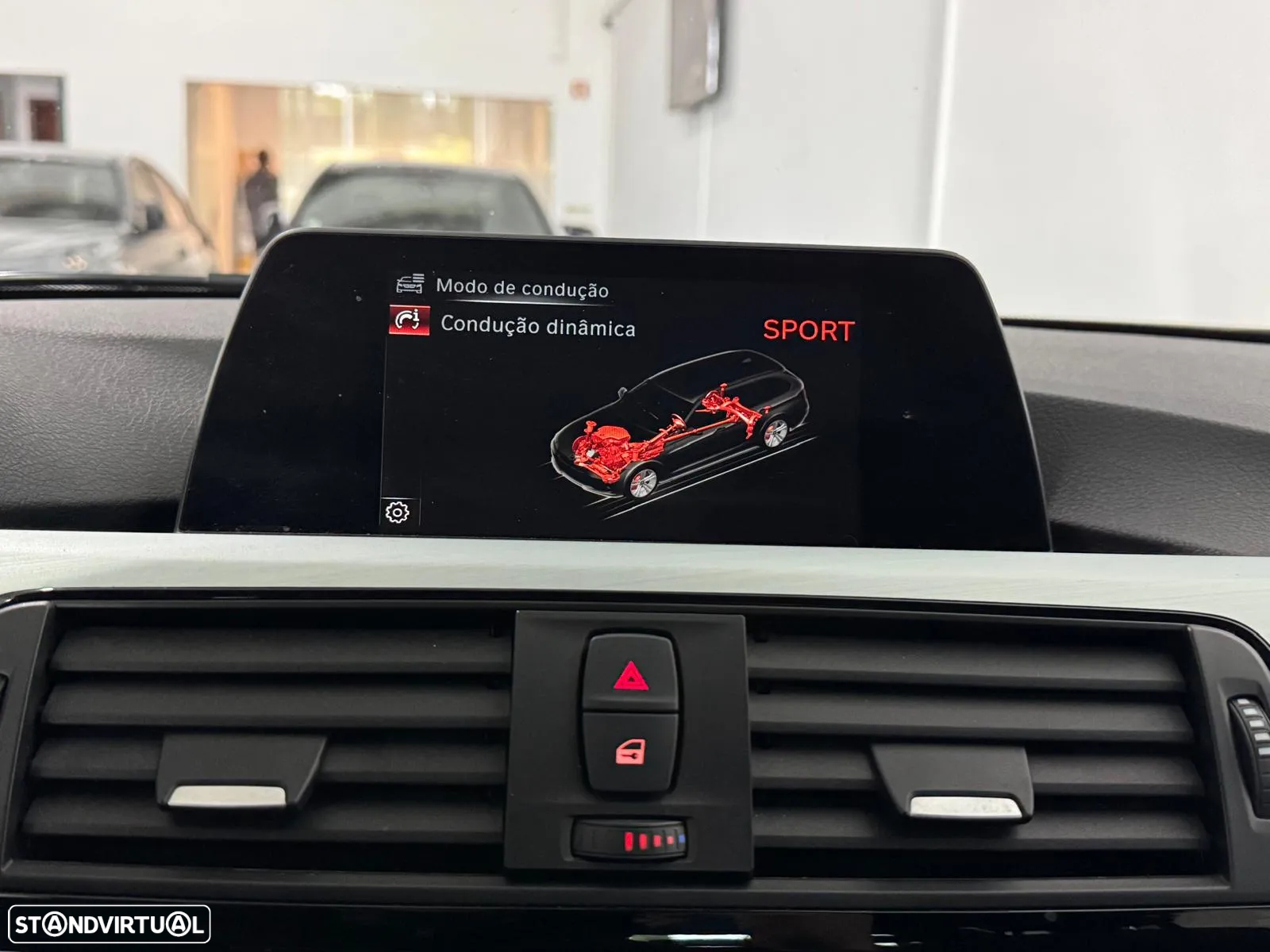 BMW 320 d xDrive Pack M Auto - 36