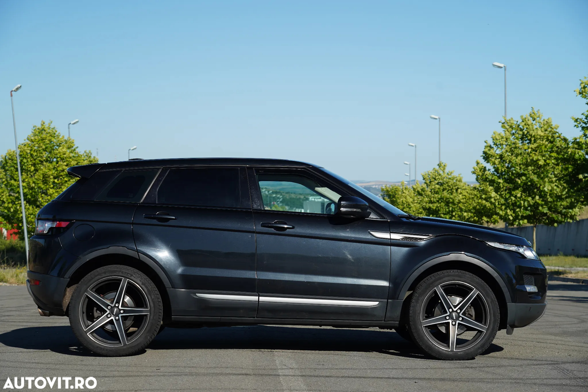 Land Rover Range Rover Evoque - 18