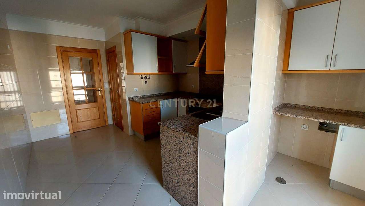Apartamento T3 | Carregado - Grande imagem: 4/24