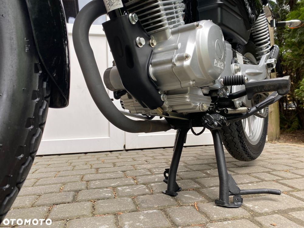 Yamaha YBR - 35