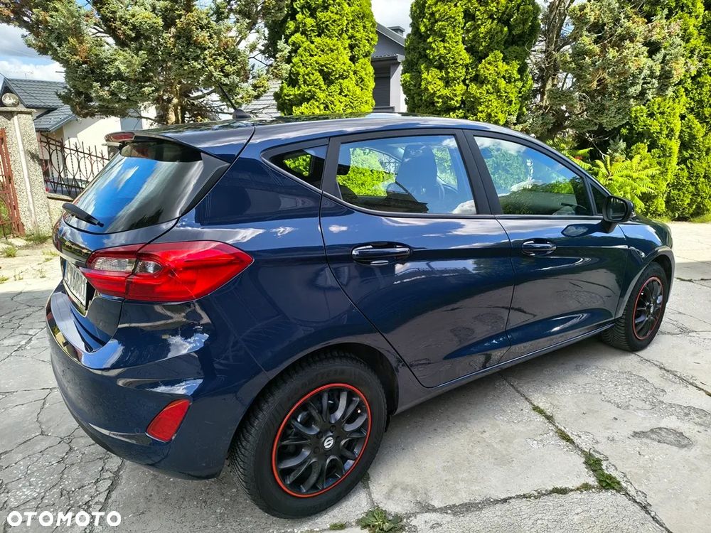 Ford Fiesta 1.1 S&S TREND - 11