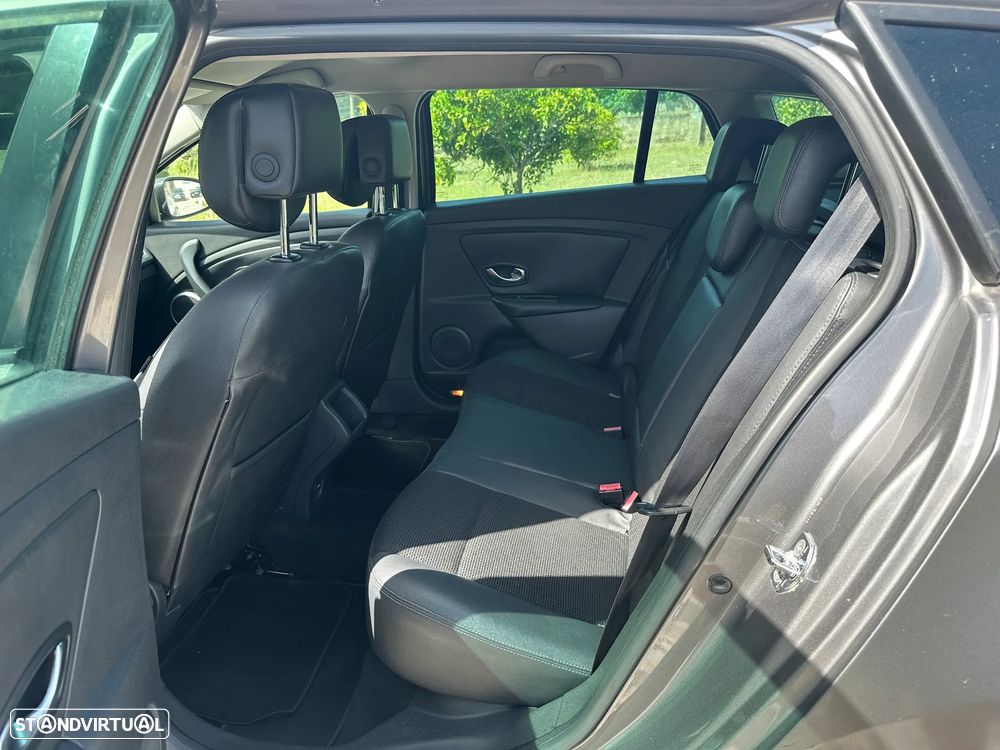 Renault Mégane Sport Tourer 1.5 dCi Dynamique - 20