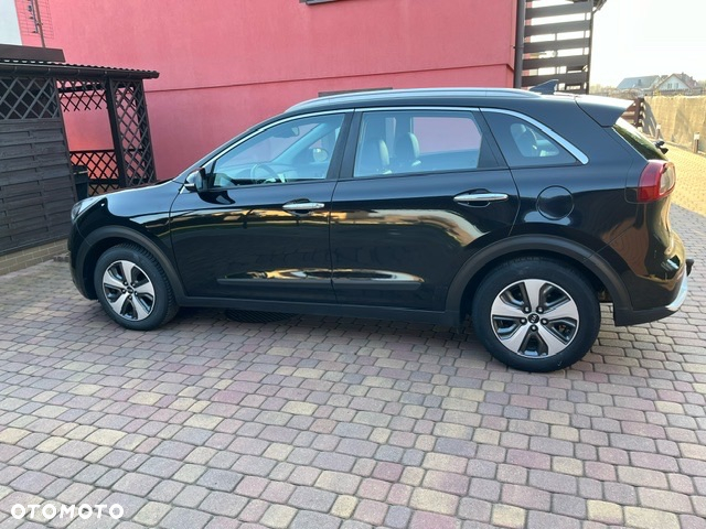 Kia Niro 1.6 GDI Hybrid L Business Line - 6