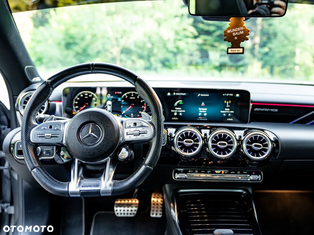 Mercedes-Benz CLA AMG 45 4-Matic - 33