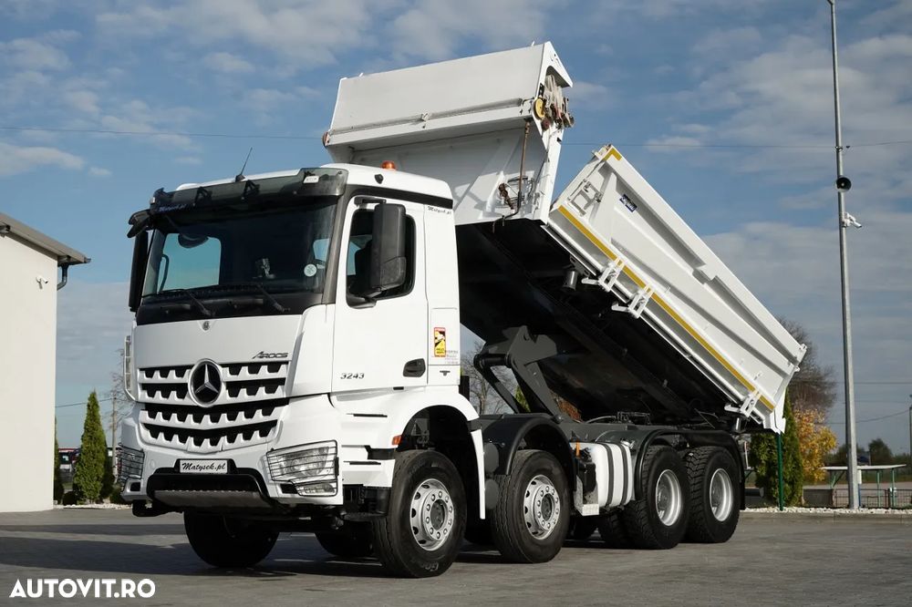 Mercedes-Benz AROCS 3243 / 8x4 / BASCUNĂ BIDIRECȚIONALĂ / BASCUNĂ HIDRODOXY / BORDMATIC / BASCUNĂ HIDRODOXY / ANVELOPE 100% / 2016 / - 1