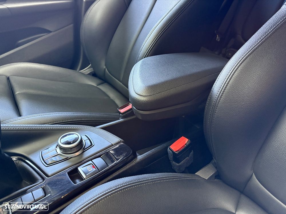 BMW X1 16 d sDrive Line Sport - 42