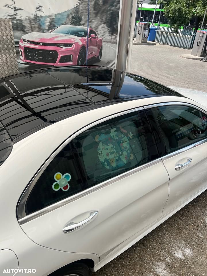 Mercedes-Benz C - 8