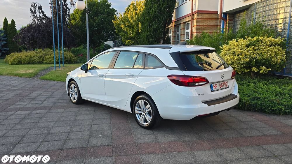 Opel Astra - 37