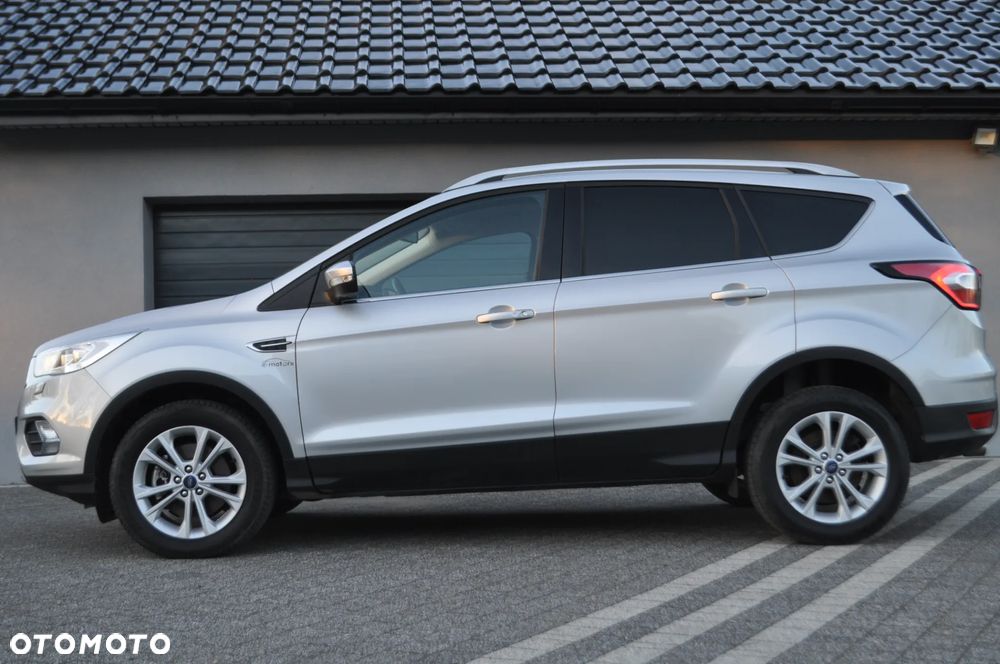 Ford Kuga 2.0 TDCi 2x4 Titanium - 15