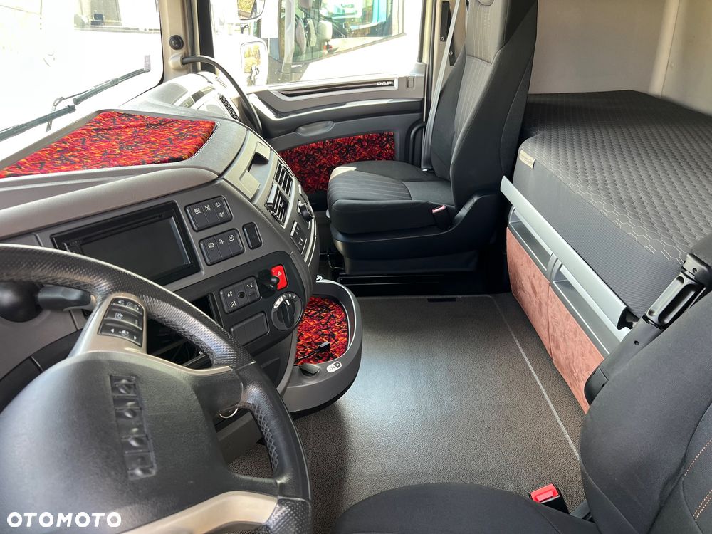 DAF XF 530 FT USZKODZONY SILNIK/PALI/JEŹDZI - 14