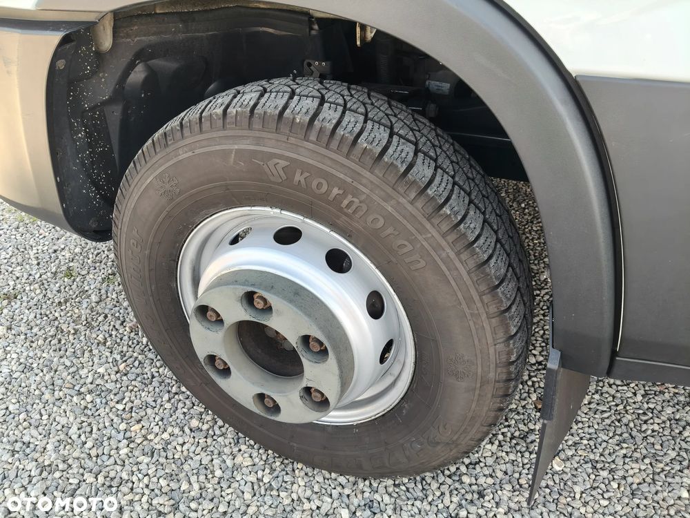 Iveco DAILY 72C80 - 8