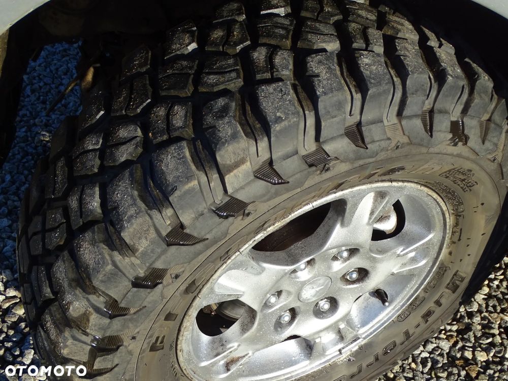 Mitsubishi Pajero 3.2 DID 7os - 12