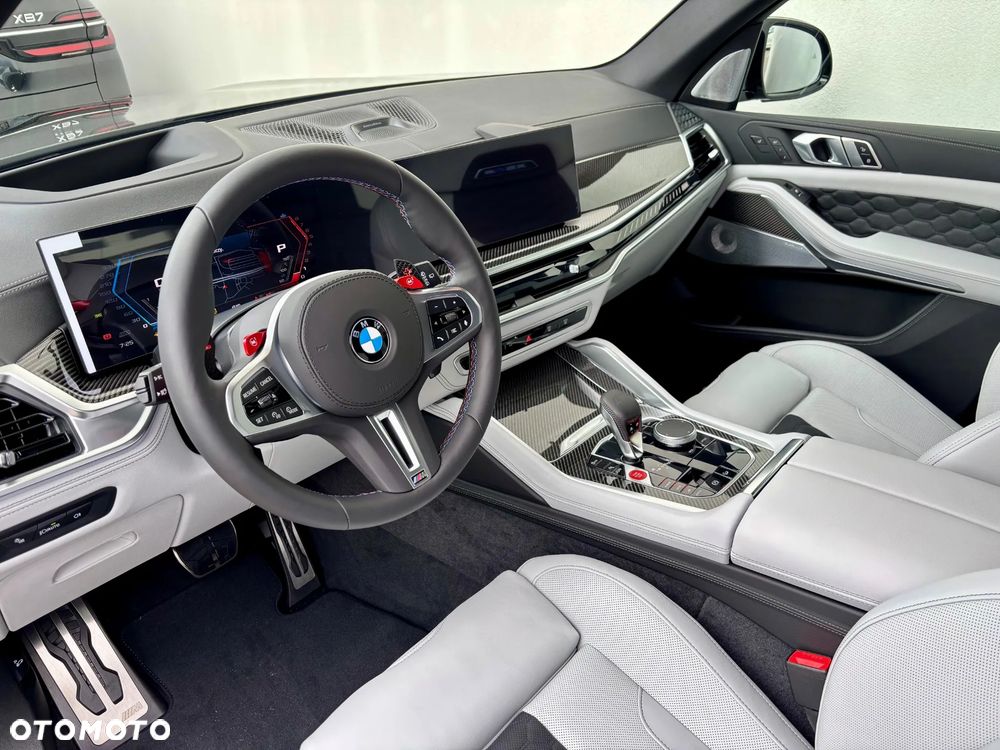 BMW X5 M Competition - 12