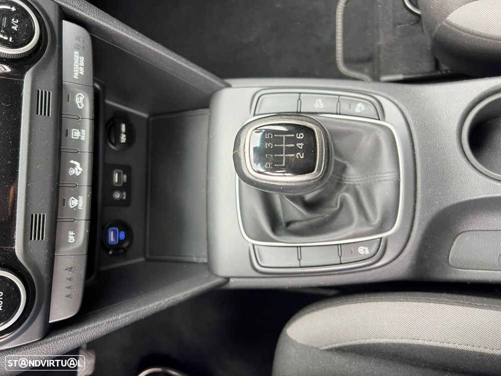 Hyundai Kauai 1.6 CRDi Premium - 35