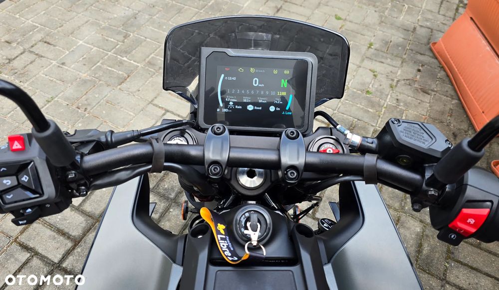 Husqvarna Svartpilen - 7