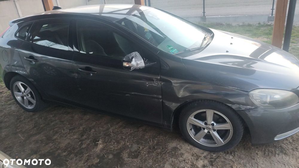 Volvo V40 D2 Momentum - 11