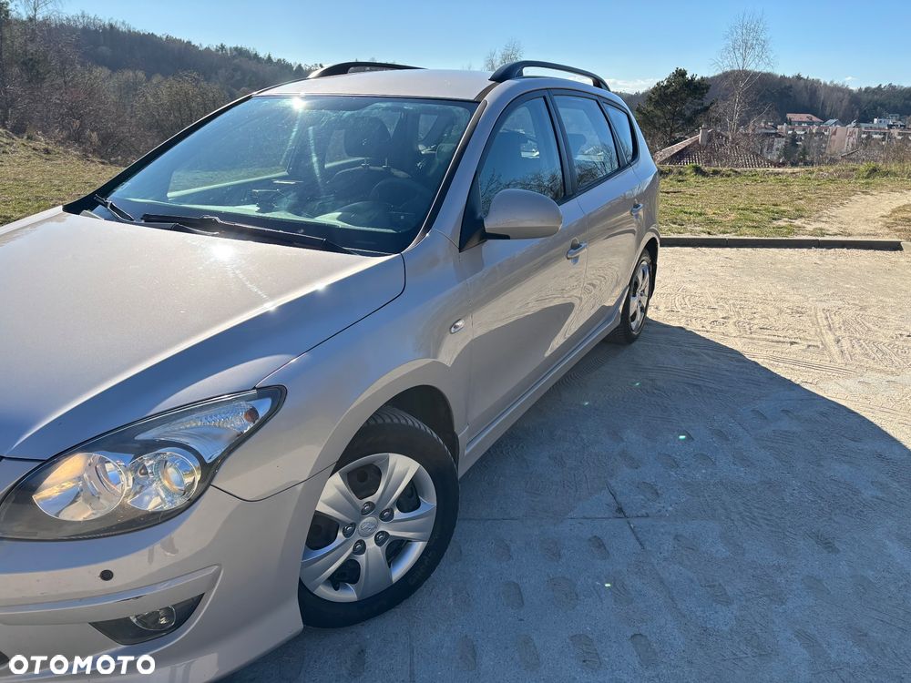 Hyundai i30 1.6 CRDi Premium - 3