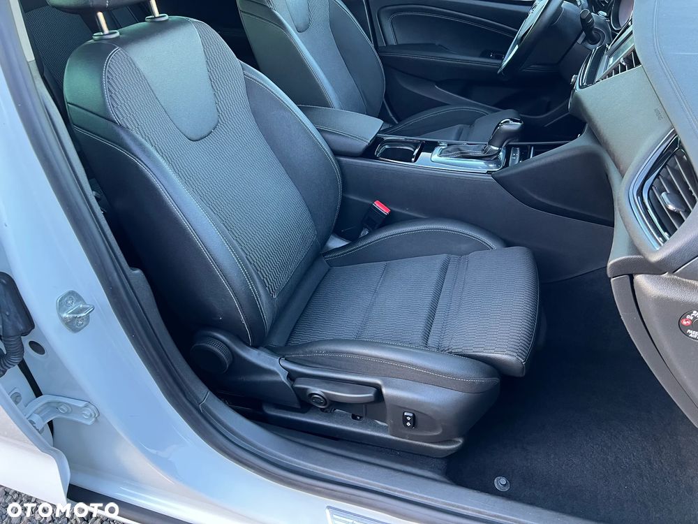 Opel Insignia 2.0 BiTurbo D 4x4 Automatik Business Innovation - 18