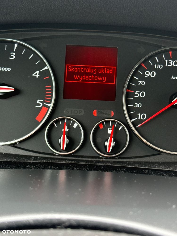 Renault Laguna 2.0 dCi Tech Run - 12