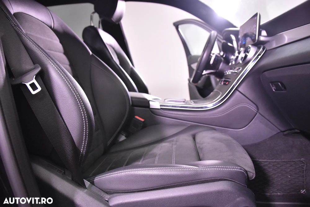 Mercedes-Benz GLC 300 d 4Matic 9G-TRONIC - 11