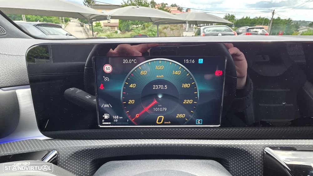 Mercedes-Benz A 200 d Advanced AMG Line - 16