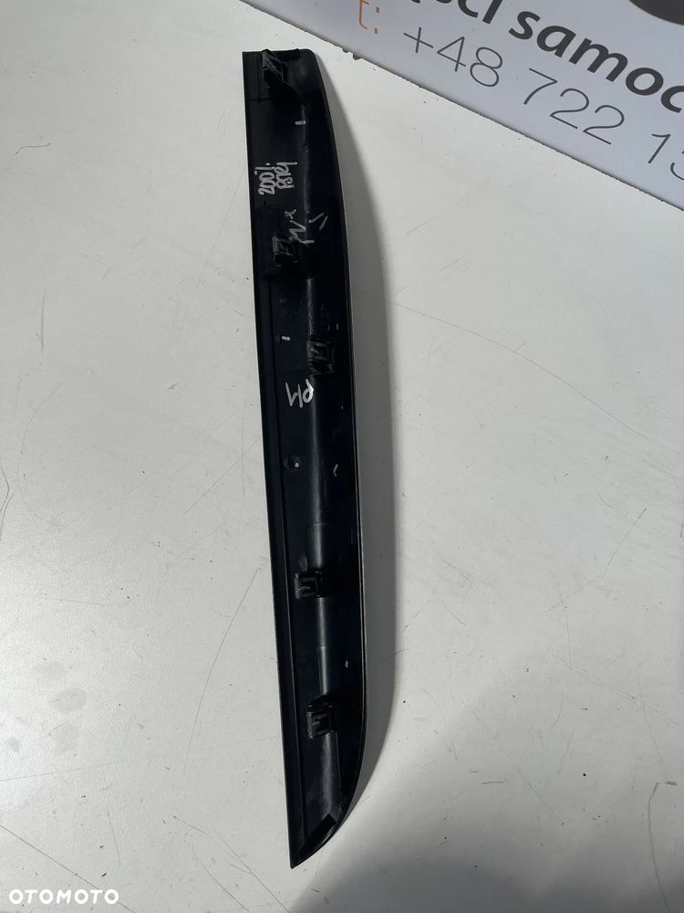 LISTWA OZDOBNA DEKOR DESKI KONSOLI EM2BR044D84 - 2