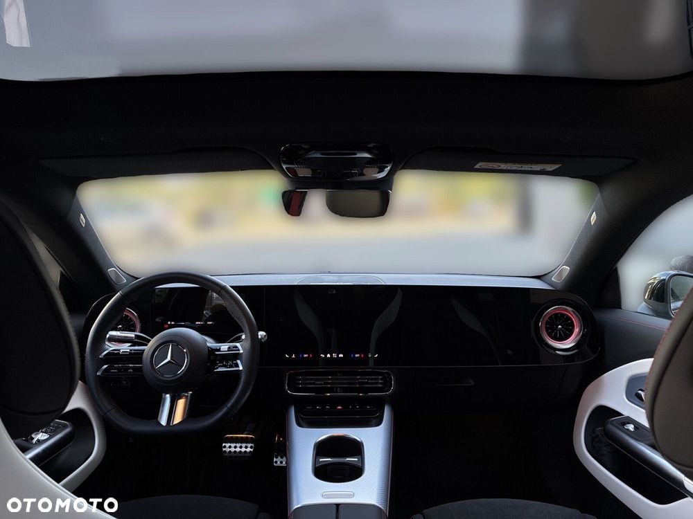 Mercedes-Benz CLA - 15