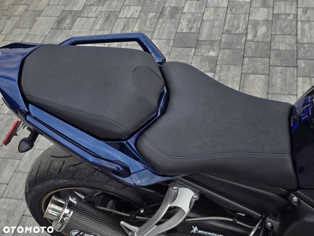 Yamaha FZ - 37