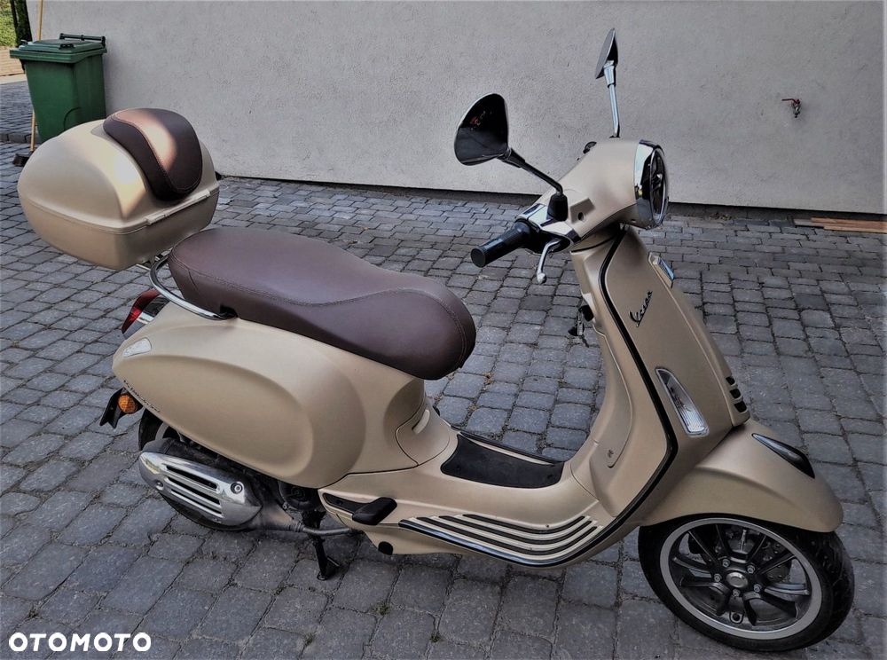 Piaggio Vespa - 3