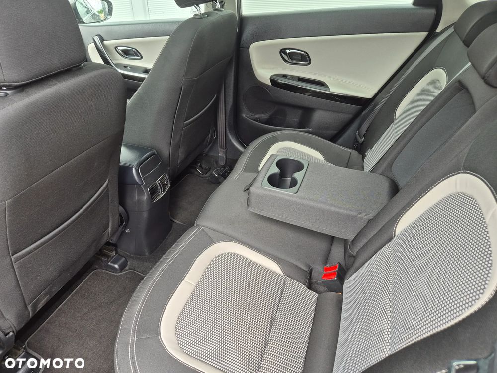 Kia Ceed 1.6 CRDi 128 Platinum Edition - 20