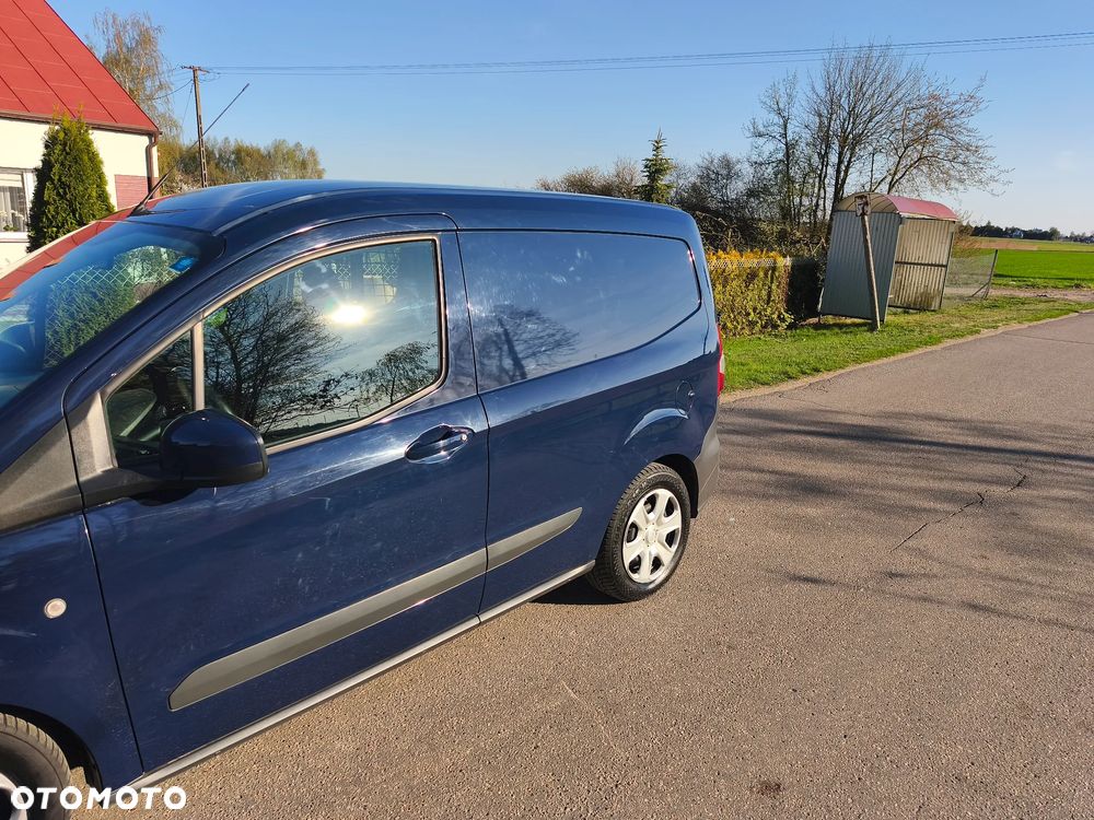 Ford TRANSIT COURIER - 2