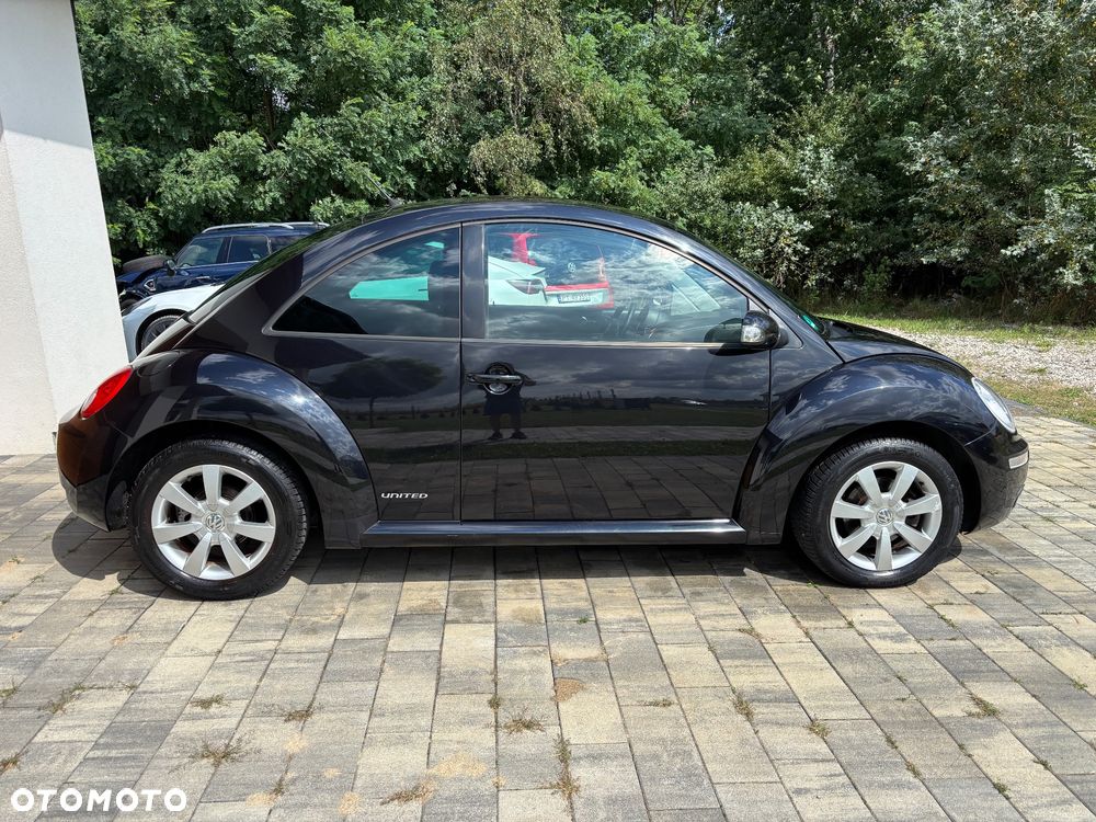 Volkswagen New Beetle 1.6 Automatik United - 6