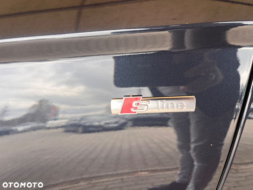 Audi A6 Avant 2.0 TDI quattro S tronic - 39