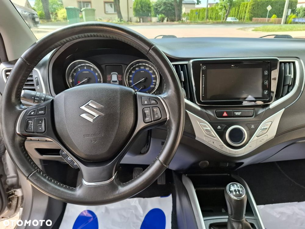 Suzuki Baleno 1.0 T Premium Plus - 8