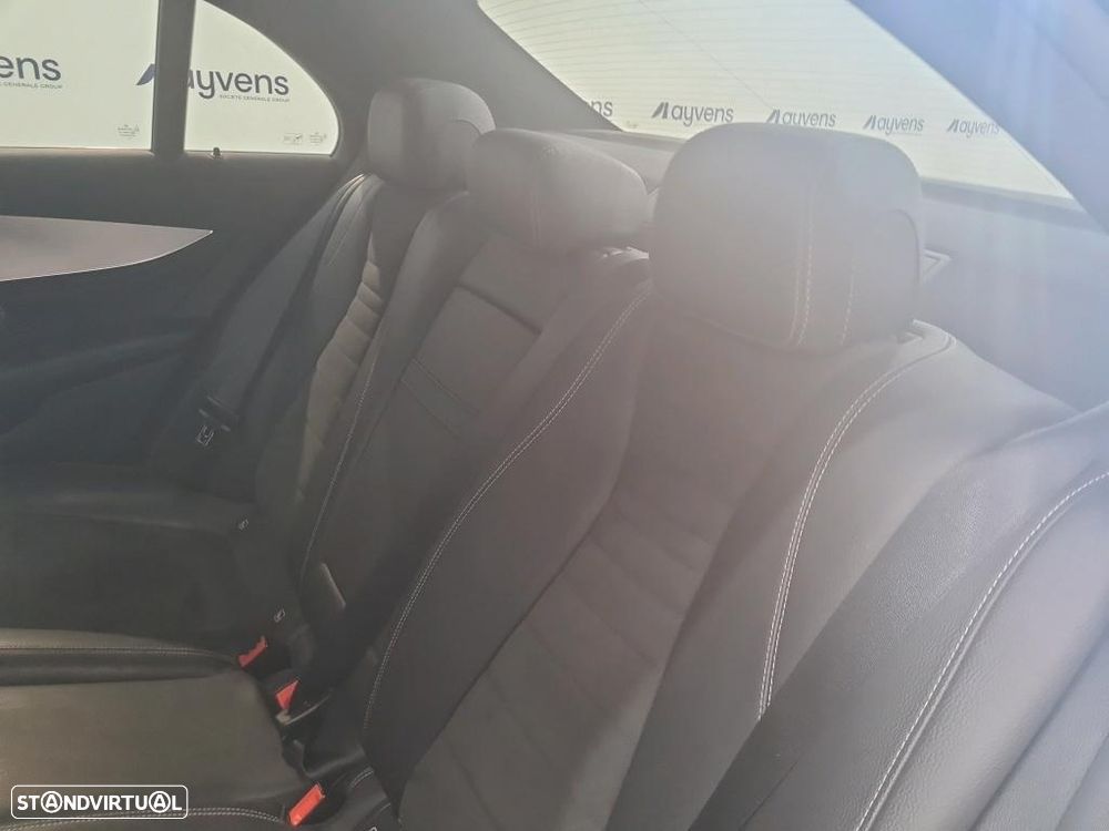 Mercedes-Benz E 300 de AMG Line - 10