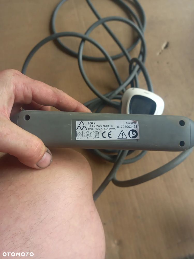 Kabel do ładowania z gniazda 230V 16A TYPE1 6 Charge Amps RAY - 2