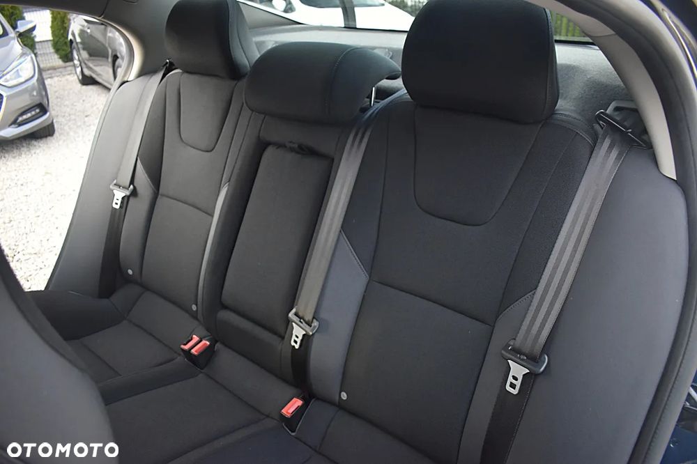 Volvo S60 D3 Momentum - 20