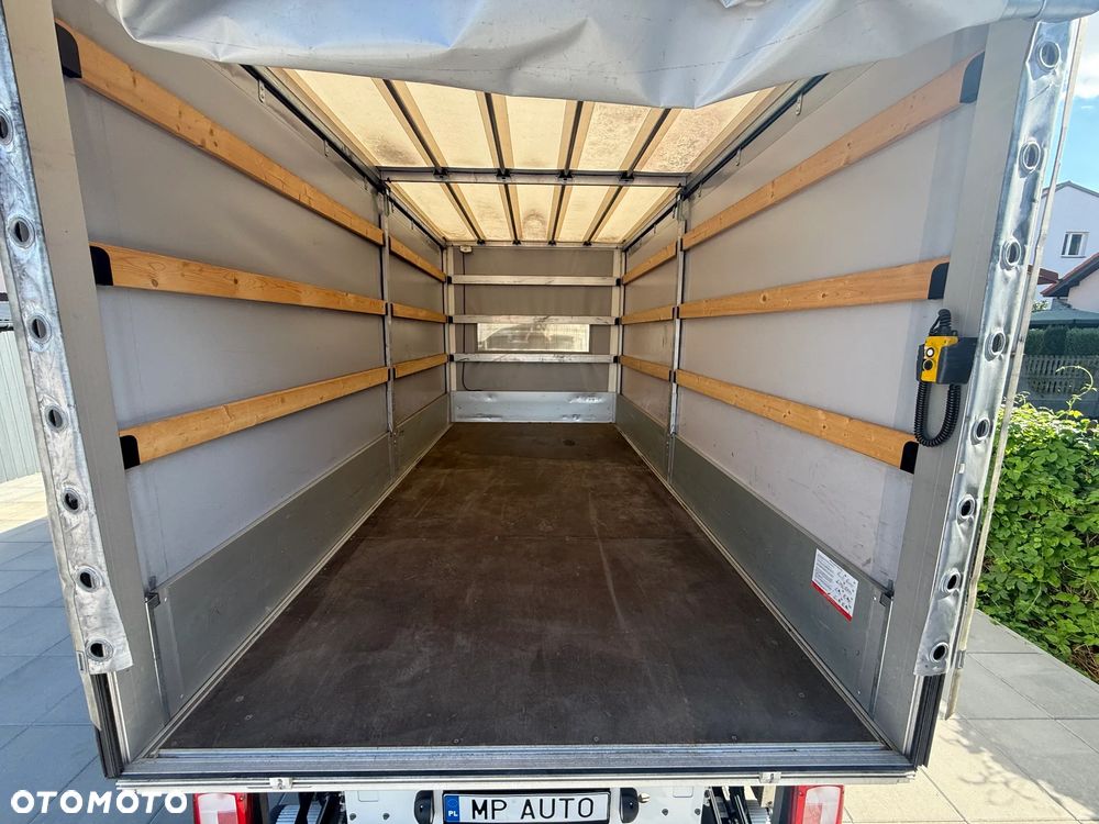 Volkswagen Crafter - 8