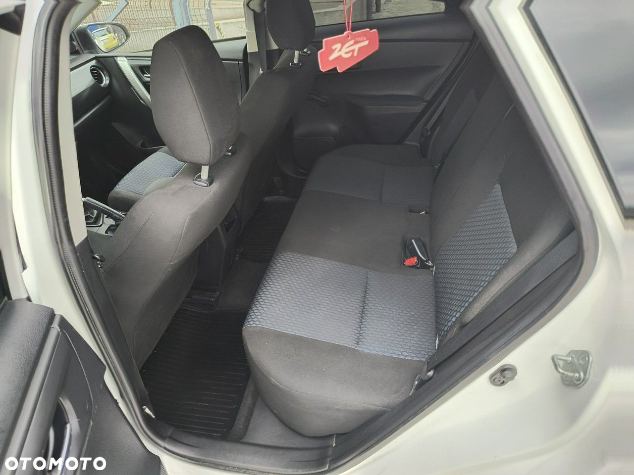 Toyota Auris 1.4 D-4D Comfort - 12