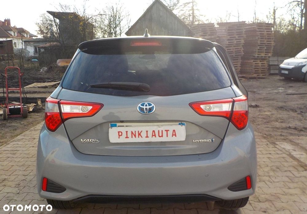 Toyota Yaris - 11